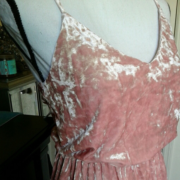 SOLD OUT - Picture 3 of 5